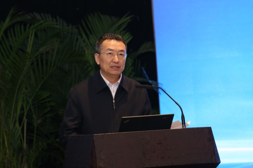 （国家版权局版权管理司于慈珂司长为论坛致辞）